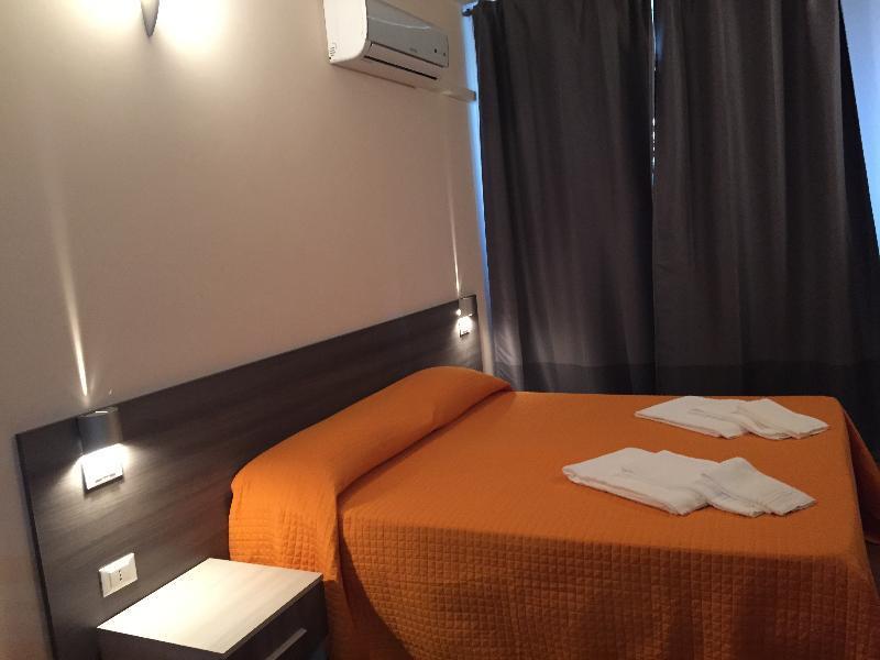 Al Borgo Aparthotel Sarzana Eksteriør bilde